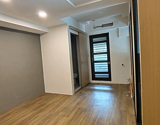 高大特區冠藝3光合挑高三角窗優質樓店1+夾層 - Image 4