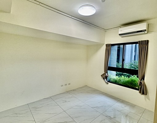 房仲最速男_機捷指名度最高一年屋惠宇朗廷二房平車 - Image 2