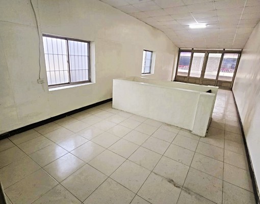社宅🏠廣昌右昌商圈透天採光3房近台積電加工區📞愛窩 - Image 9