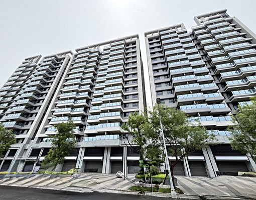 楠梓高大全新未住景觀二房二衛平車|衛浴開窗(可租補) - Image 14
