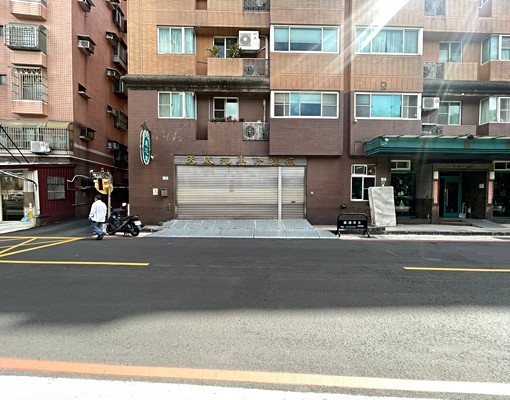 桃園火車站面寬6米社區一樓店面❤有夾層~現況出租 - Image 3