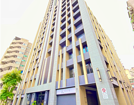 北門站稀有三房-屋齡新格局方正24H優質管理 - Image 1