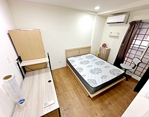 西門透天套房/家具全/含水費及網路 - Image 3