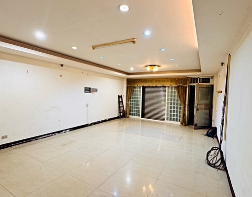 【美居房屋中壢市中心~超大空間新明夜市旁近稀有釋出 - Image 1