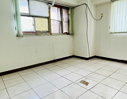 梧棲近文化路商圈商辦大樓2房住辦兩用月租1.2萬 - Image 3