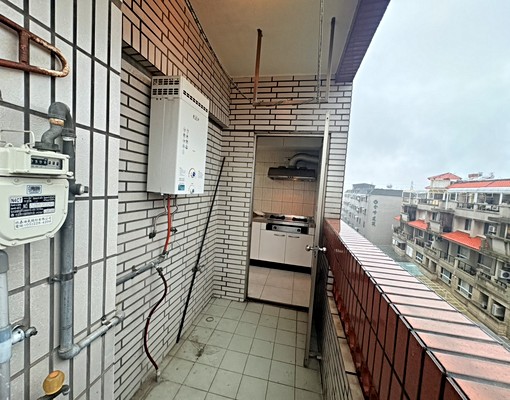 台水電天然氣,需要家具家電租金2萬,垃圾集中場+24H保全 - Image 11