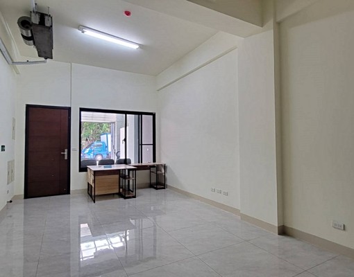內灣國小&仁武麥當勞臨路新店面一樓出租 - Image 5