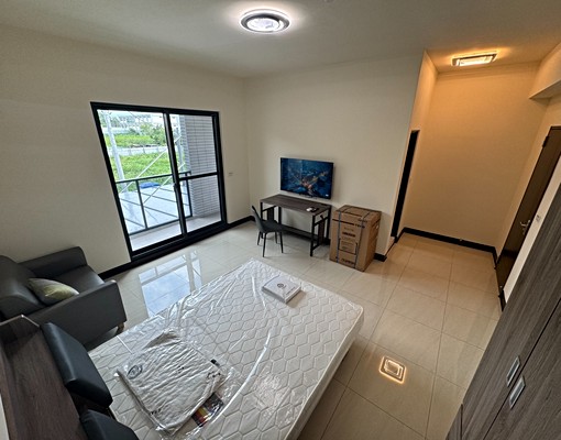 斗六石柳路全新剛交屋透天套房出租,附全新家俱電器和設備 - Image 11
