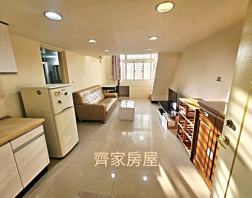陽光滿滿高鐵10分鐘百貨學區商圈公園旁社區型警衛管理代收包裹 - Image 1