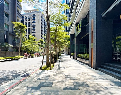 👍LaLaport👍南軟中信👍屋齡新首選優質社區2房 - Image 2