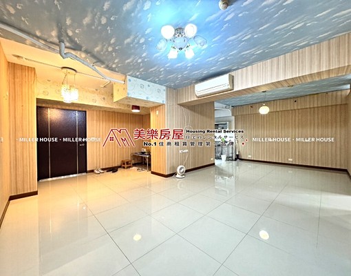 美樂*中山站*南西商圈*電梯空屋兩房好規劃*雙陽台*有管理 - Image 1