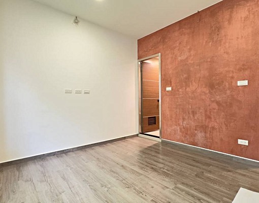 沃盛睿達🏠近忠孝新生捷運站/2+1房/格局方正/稀有兩衛 - Image 5