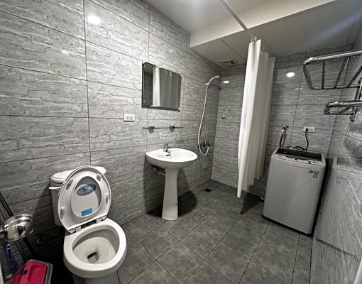 可租補～近三重國小捷運站@獨洗~可貓@一層2戶單純住家 - Image 2