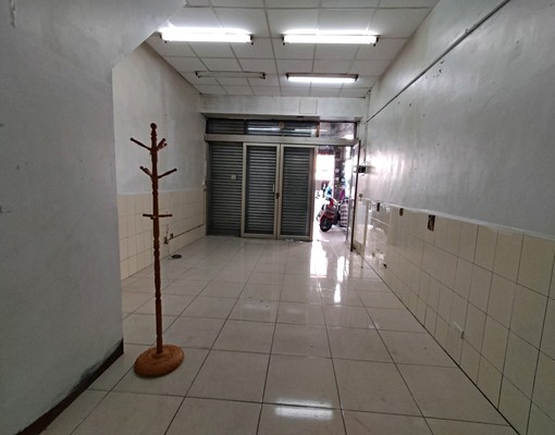 鼎中商圈|黃金整棟店住|稀有燙金店面 - Image 3