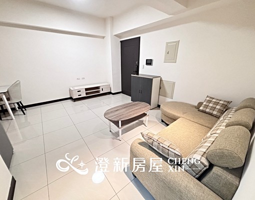 高鐵旁全新建案首租、全新家具電✨溫馨舒適正2房!變頻冷暖空調 - Image 2