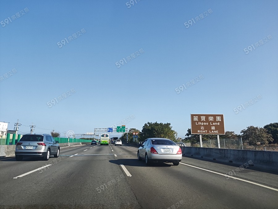 誠居后花園環境圖