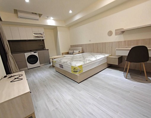顧家🏠青埔高鐵A18世界極優質套房/可租補/多間可選 - Image 1