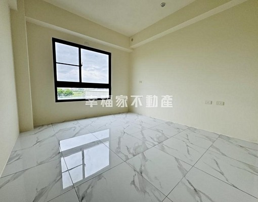 歸仁|全新未入住大面寬美透天🎯 - Image 3