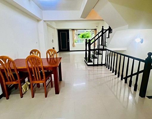 Hot🔥我是承辦🙋西屯稀有別墅🉑租補戶籍@近中科環中 - Image 1