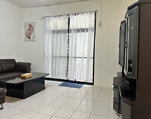 整層住家法院旁溫馨低樓層大兩房屋主直租隔局方正採光好 - Image 2