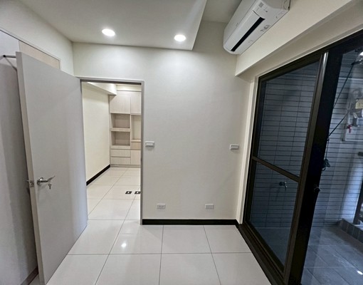 A案★電梯兩房/近捷運/租屋補助/全新系統櫃 - Image 11