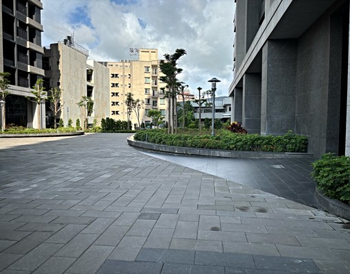 上東城可租補裝潢美二房+平車 - Image 14