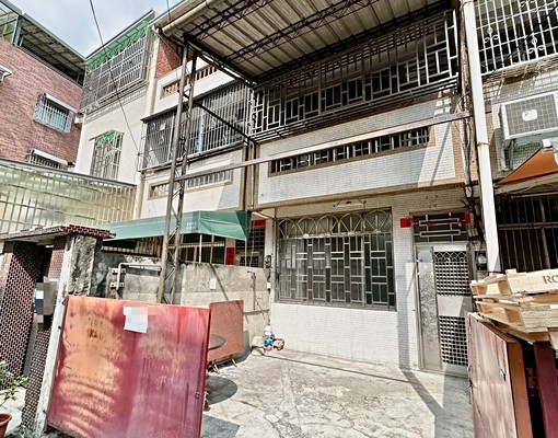 透天三層樓門口平車🔹稀有釋出可工作室自住倉庫可營登租補 - Image 1