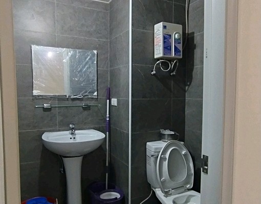 全新浴室,55吋液晶電視,看都看到了,趕快打電話看房~ - Image 3