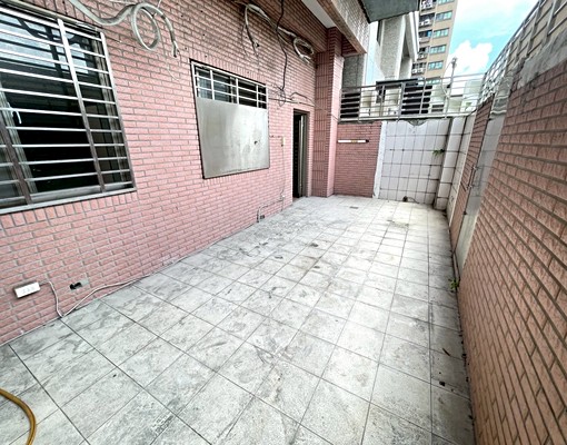 🍀光榮路忠義國小金店面大空間🍀 - Image 13