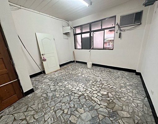 正文化南路適倉庫辦公室美甲美容 - Image 2