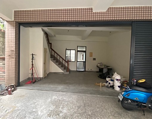 內新市場中新街/全新整修臨路透天店面1~2樓三房平車可貓租補 - Image 5