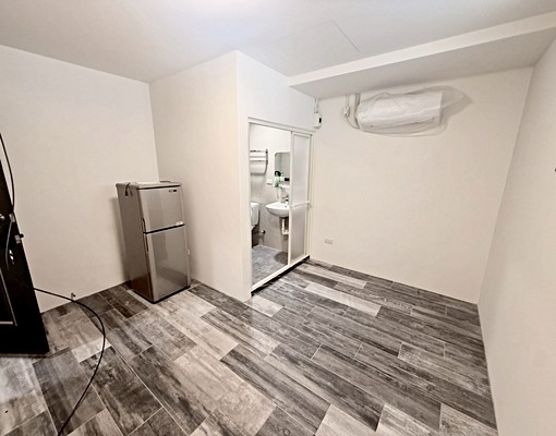 府中🏠租補可寵🔥台電/全新裝潢首批入住⚡️變頻冷氣 - Image 1