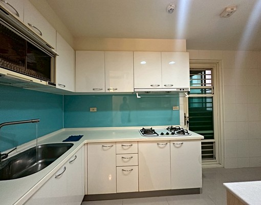 黃金地段園區旁.正關新路上.大三房配B1平車 - Image 8