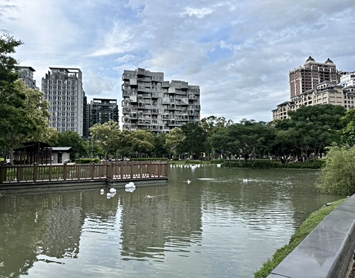 樓中樓走路到高鐵富翼社區 - Image 5