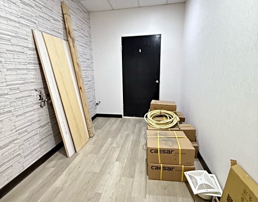 小巨蛋,全新頂加兩房一廳,大空間,可貓,獨洗301_AY - Image 8