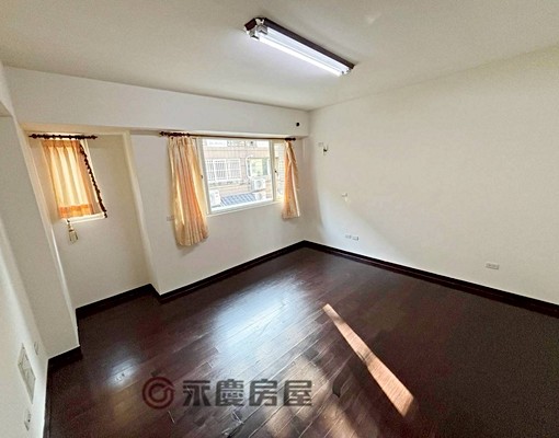 【享.Home】中科逢甲整棟透天別墅/五層樓四房車庫✅多租補 - Image 9