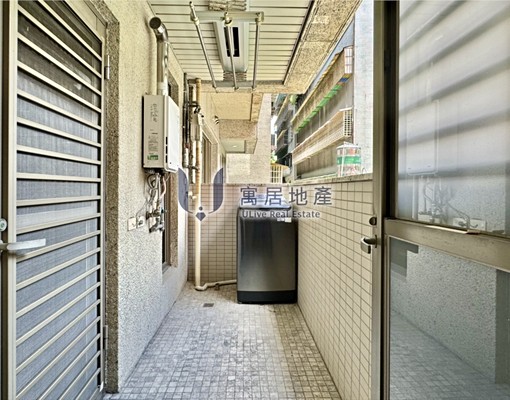 MRT忠孝新生|一層一戶|靜巷採光美裝3+1|平面車位傭人房 - Image 15