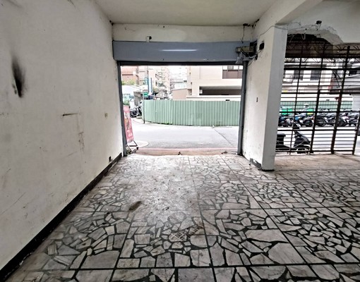 一樓雙店面,適合辦公/補習班/美容業/小生意 - Image 7