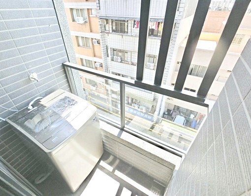 可雙租補✨整棟超新✨陽台獨洗曬✨衛浴開窗✨室內機車位✨子母車 - Image 8