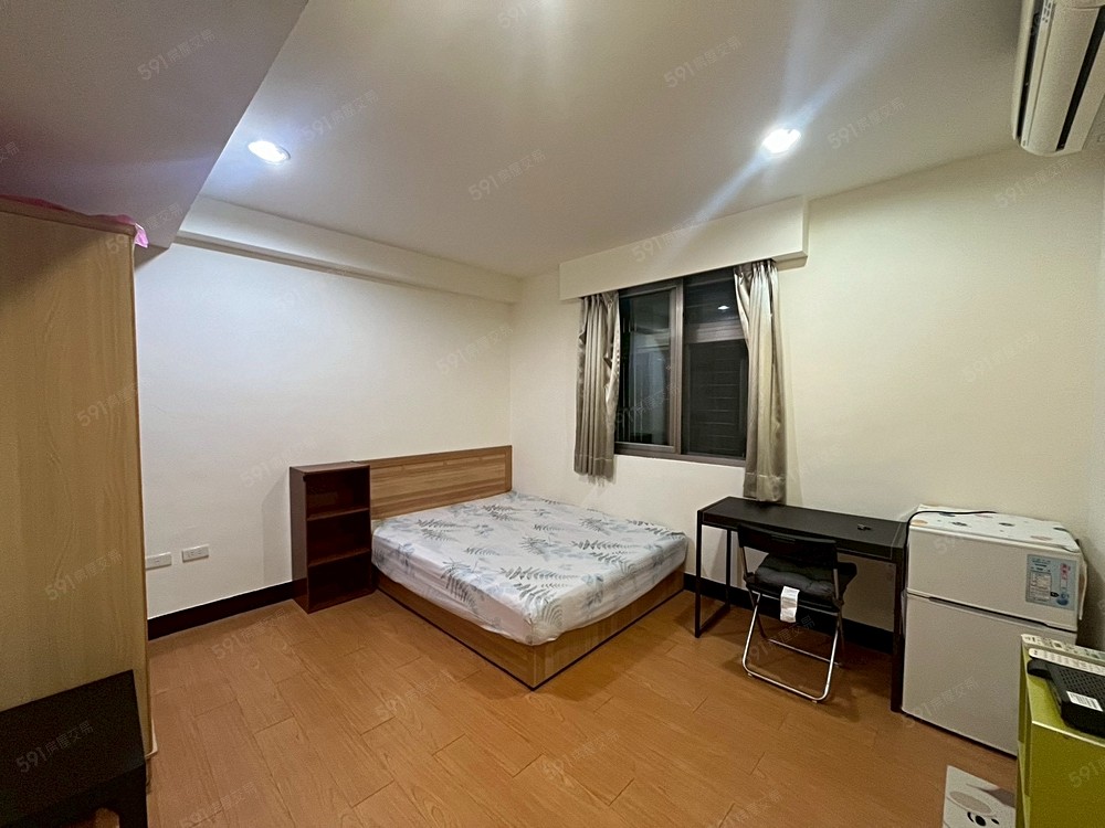 七張🏠獨洗曬/乾濕分離/雙門冰箱/空間寬敞/採光通風 - Image 1