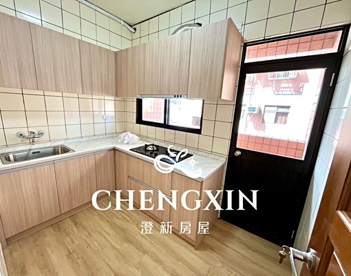 市中心可養貓狗四房/有電梯/警衛管理/全新整理首租 - Image 7