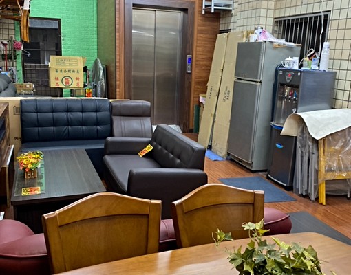 內壢站前熱鬧商圈聚財店面 - Image 7