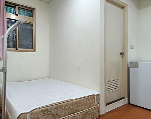 近展覽館捷運套房0952685085可租補 - Image 2