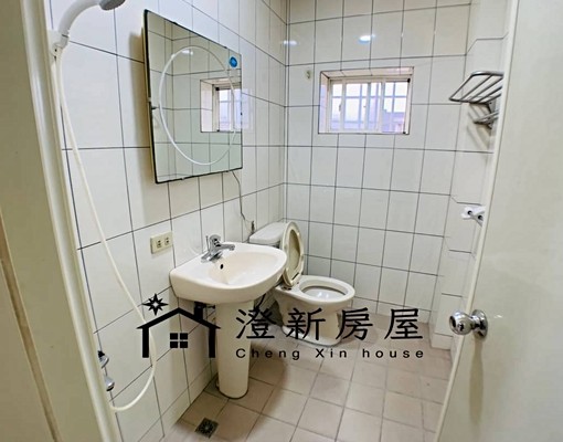 ♦️近竹科♦️可養貓、走樓梯五樓大套房、機能佳、陽台洗衣機~ - Image 7