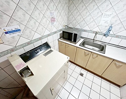捷運輔大◆電梯套房◆可租補入籍★垃圾代收 - Image 5