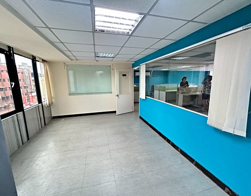 適辦公室使用0927892003徐S請隨時預約看屋 - Image 6