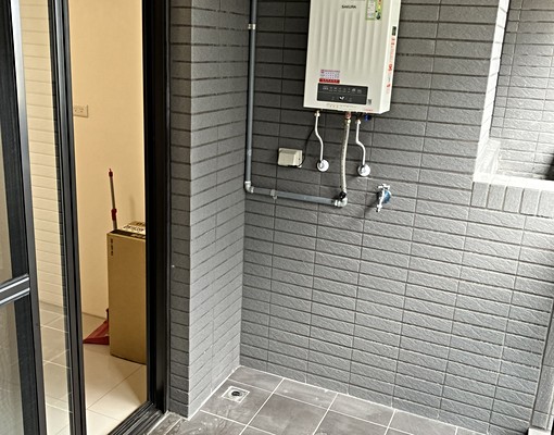 富宇富御全新三房出租|含管含車,租金補助優惠!價格可談 - Image 8