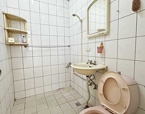 超低價★邊間大透天店住二合一★可辦租補 - Image 6