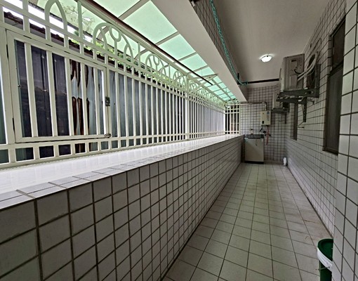 五泰小菁-免仲介費可租補-光德社區二樓美三房 - Image 2