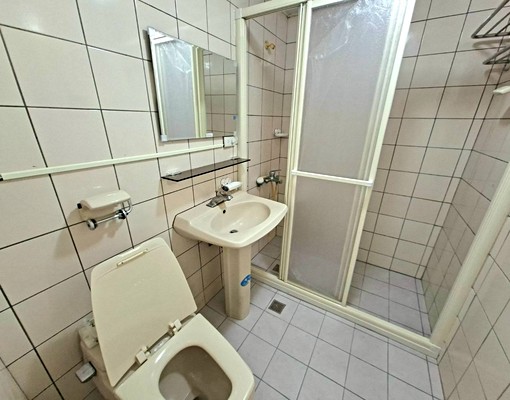 永安市場❣️2房租補入籍免爬梯陽台曬衣台電新冷氣對外窗採光通 - Image 4